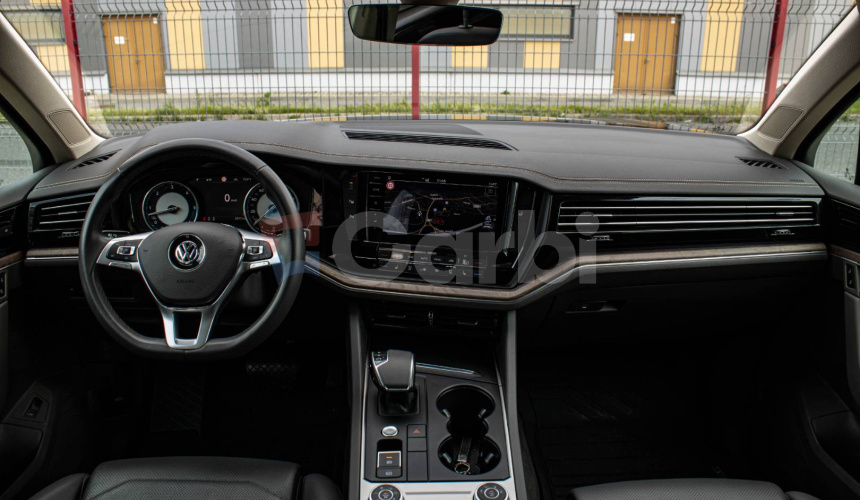 Volkswagen Touareg 3.0 TDI 170kW, Natáčacia zadná náprava, Masáž, Vzduch, Nočné videnie
