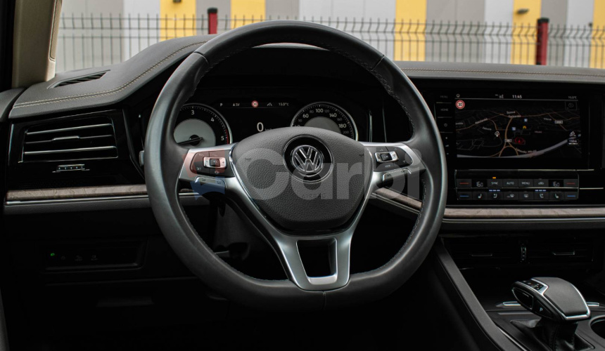 Volkswagen Touareg 3.0 TDI 170kW, Natáčacia zadná náprava, Masáž, Vzduch, Nočné videnie