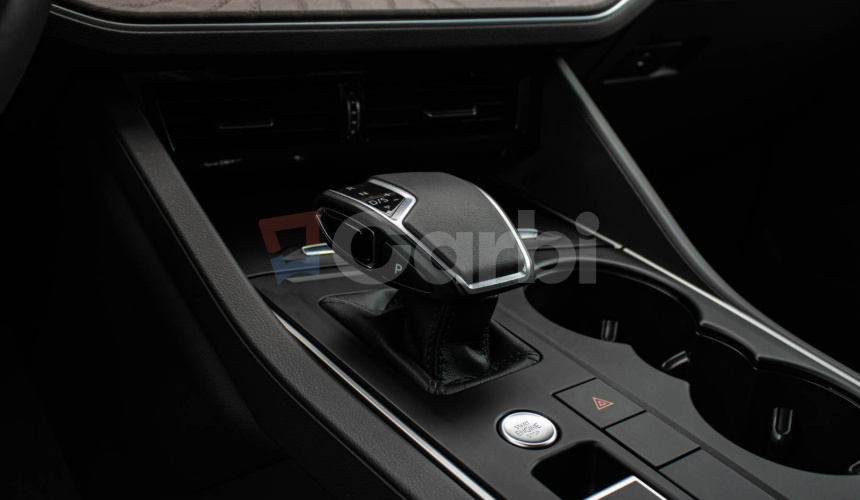 Volkswagen Touareg 3.0 TDI 170kW, Natáčacia zadná náprava, Masáž, Vzduch, Nočné videnie
