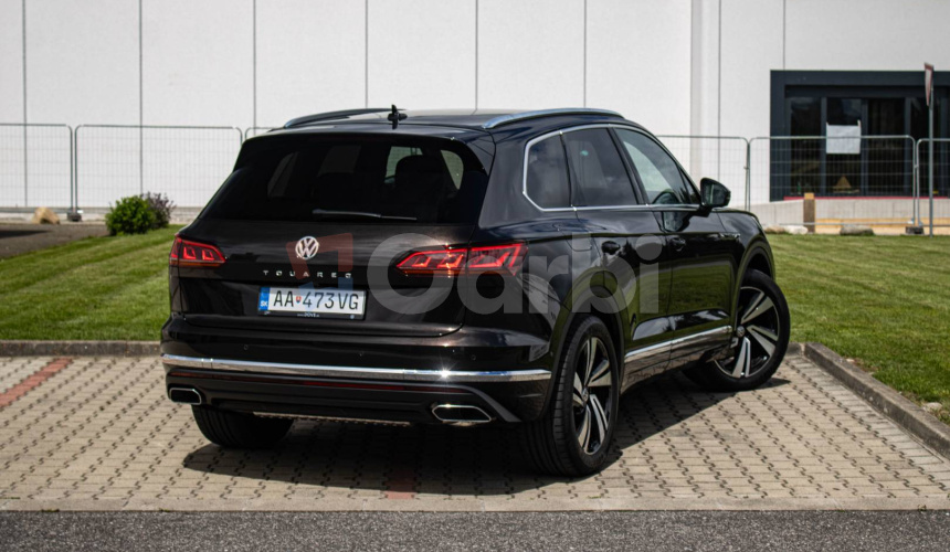 Volkswagen Touareg 3.0 TDI 170kW, Natáčacia zadná náprava, Masáž, Vzduch, Nočné videnie