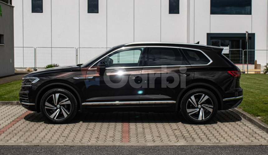 Volkswagen Touareg 3.0 TDI 170kW, Natáčacia zadná náprava, Masáž, Vzduch, Nočné videnie