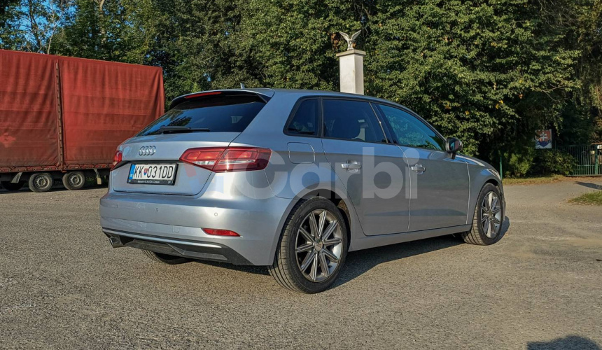 Audi A3 Sportback 1.6 TDI 116k Basis