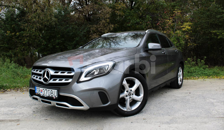 Mercedes-Benz GLA 200 d 4MATIC A/T