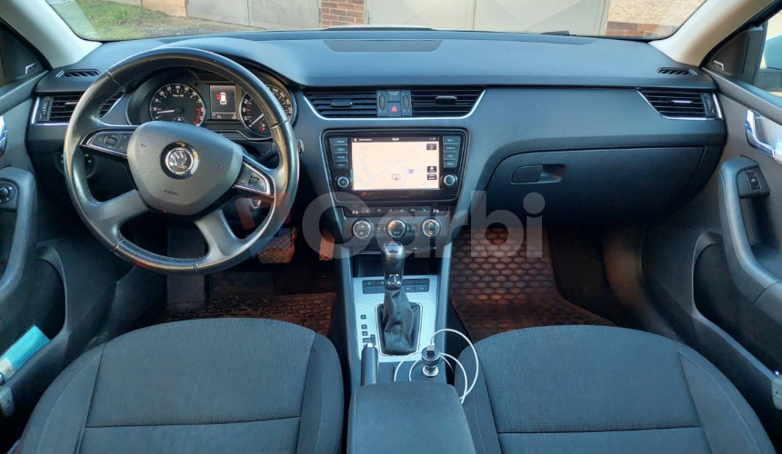 Škoda Octavia Combi 1.6 TDI Elegance DSG
