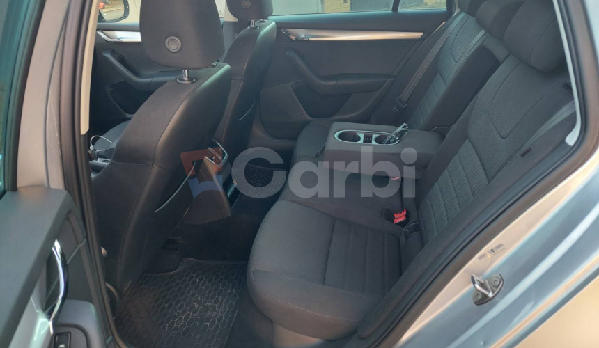 Škoda Octavia Combi 1.6 TDI Elegance DSG