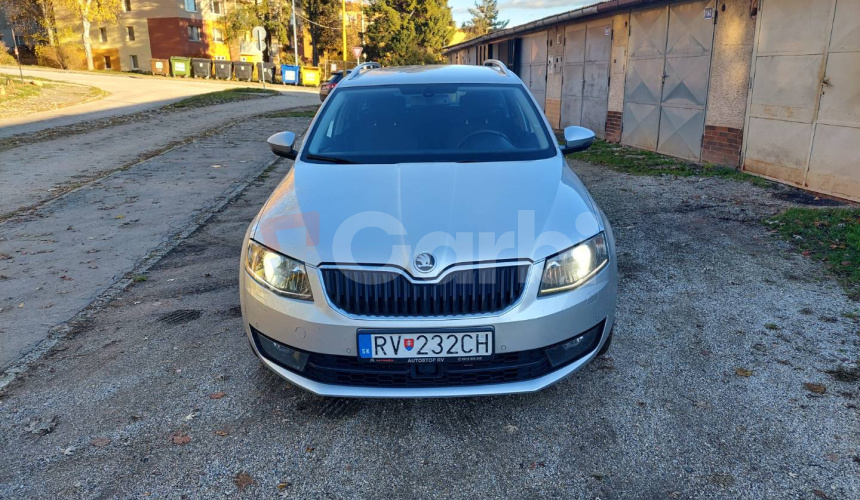 Škoda Octavia Combi 1.6 TDI Elegance DSG