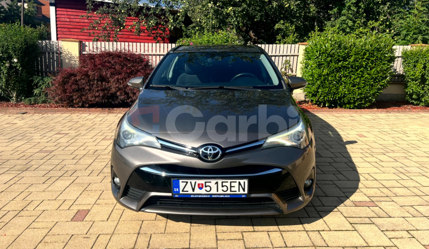 Toyota Avensis 2,0 d4d 105kW kombi