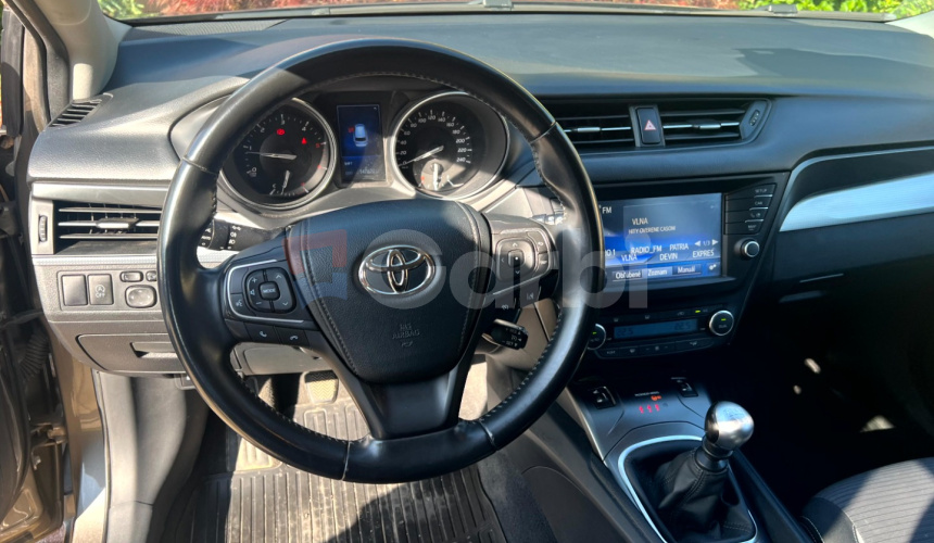 Toyota Avensis 2,0 d4d 105kW kombi