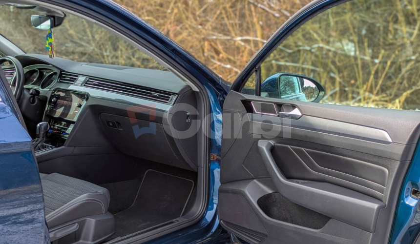Volkswagen Passat Variant 2.0 TDI R-Line DSG, 140kW, A7, 5d.