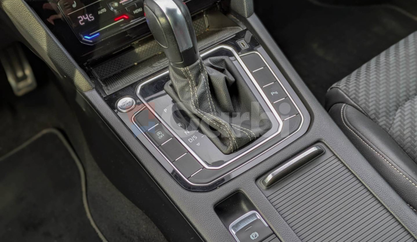 Volkswagen Passat Variant 2.0 TDI R-Line DSG, 140kW, A7, 5d.