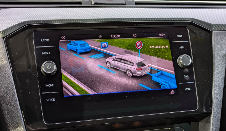 Volkswagen Passat Variant 2.0 TDI R-Line DSG, 140kW, A7, 5d.