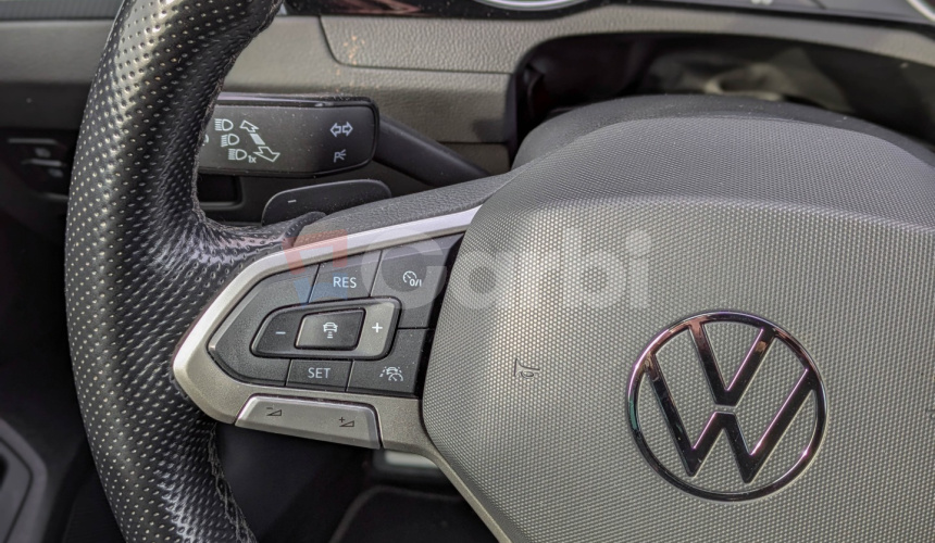 Volkswagen Passat Variant 2.0 TDI R-Line DSG, 140kW, A7, 5d.