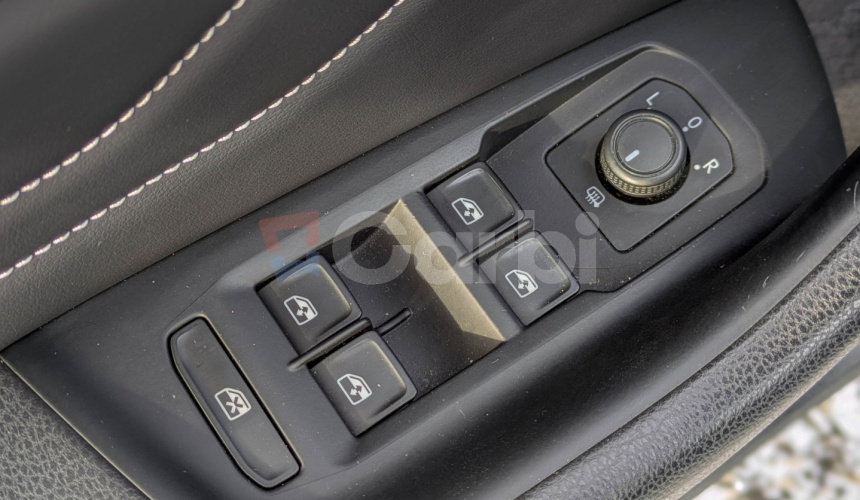 Volkswagen Passat Variant 2.0 TDI R-Line DSG, 140kW, A7, 5d.