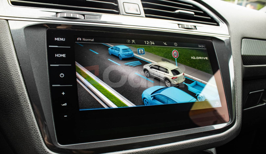 Volkswagen Tiguan 2.0 TDI 147kW 4x4 DSG, Webasto, Virtual, Harman/Kardon, Matrix
