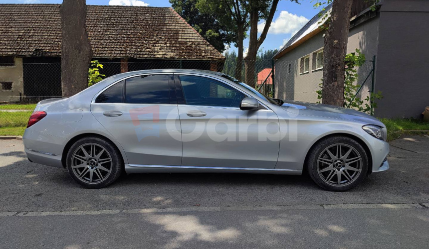 Mercedes-Benz C trieda Sedan 180 d