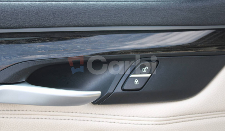 BMW X6 xDrive 30d M Sport Edition A/T