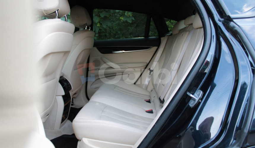 BMW X6 xDrive 30d M Sport Edition A/T
