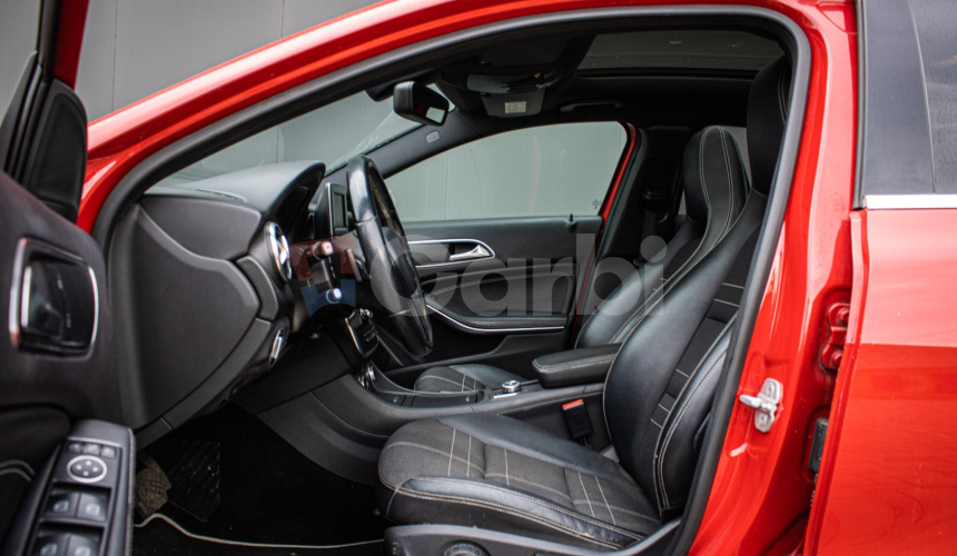 Mercedes-Benz A 180 CDI slovenské, automat, panoráma, bi-xenóny, navi, výhrev