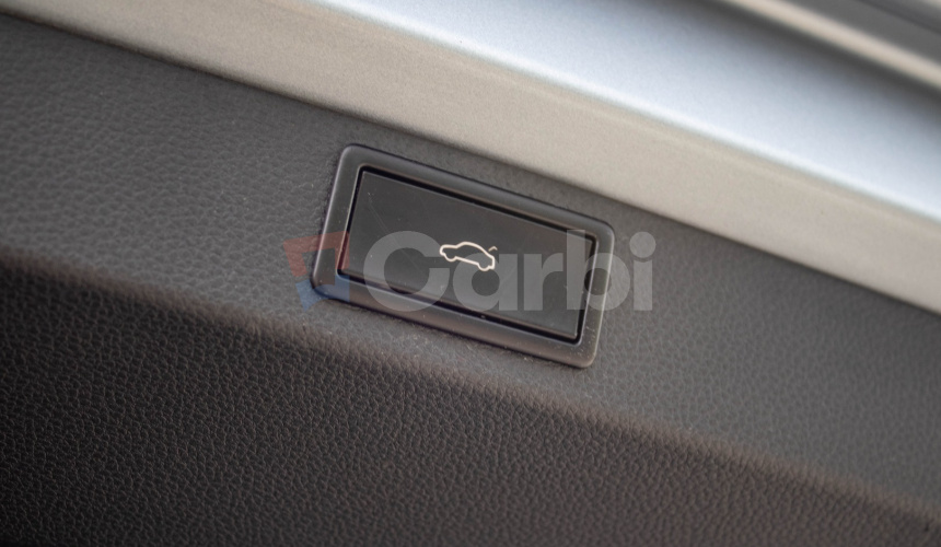 Škoda Karoq 1.6 TDI Style DSG, Virtual, Kamera, Navi