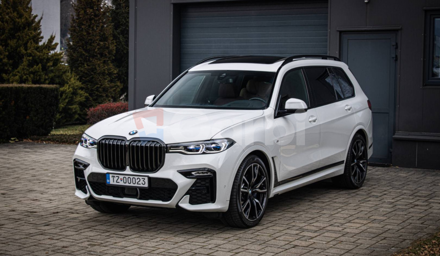 BMW X7 40d xDrive Msport, Servis grátis, Laser, soft-close, Pano sky lounge, DPH