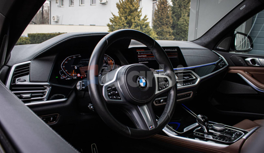 BMW X7 40d xDrive Msport, Servis grátis, Laser, soft-close, Pano sky lounge, DPH