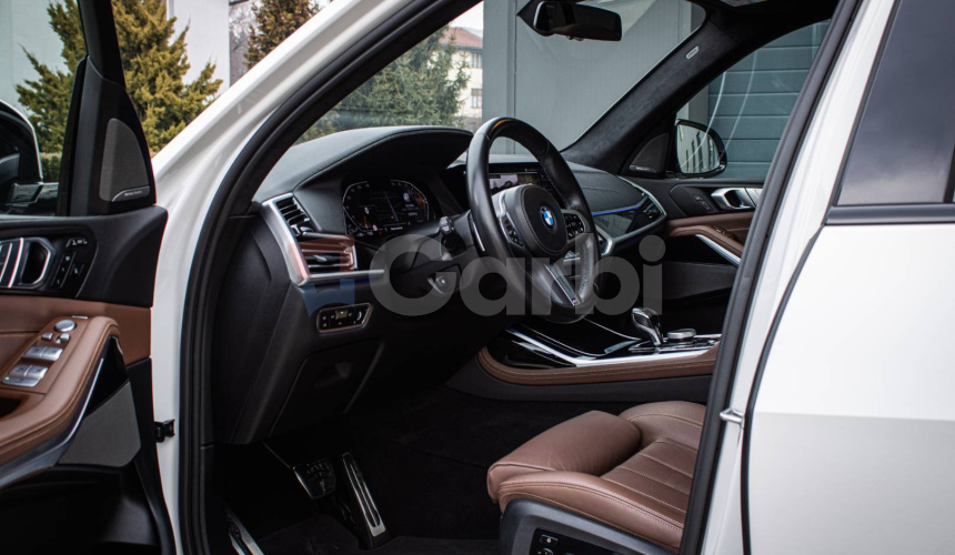 BMW X7 40d xDrive Msport, Servis grátis, Laser, soft-close, Pano sky lounge, DPH