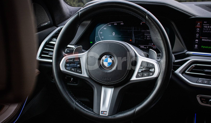 BMW X7 40d xDrive Msport, Servis grátis, Laser, soft-close, Pano sky lounge, DPH