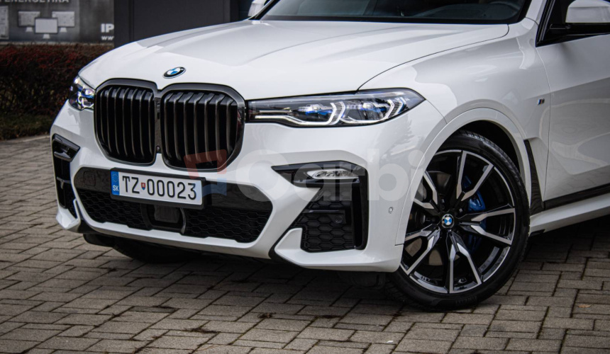BMW X7 40d xDrive Msport, Servis grátis, Laser, soft-close, Pano sky lounge, DPH