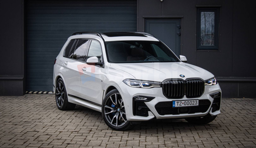 BMW X7 40d xDrive Msport, Servis grátis, Laser, soft-close, Pano sky lounge, DPH