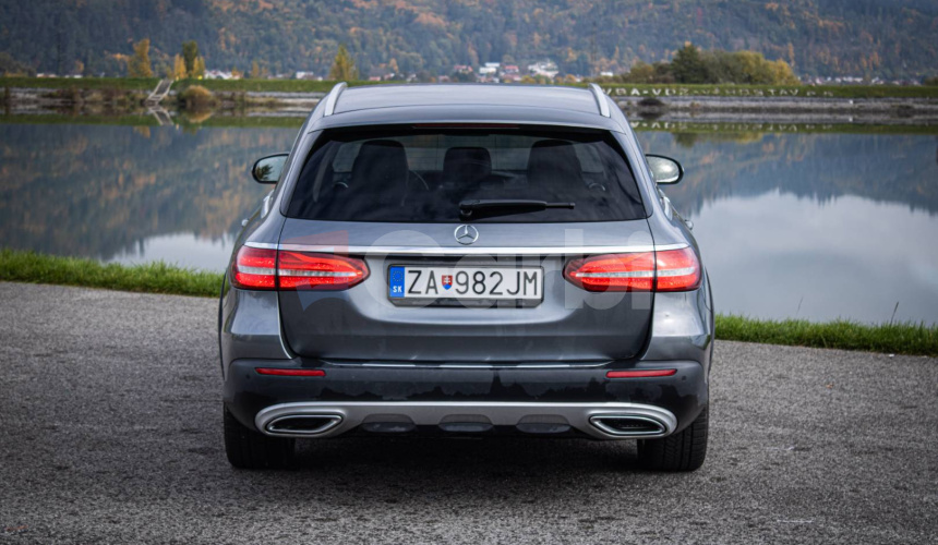 Mercedes-Benz E trieda All-Terrain 220d 4matic Airmatic 9G-Tronic, vzduch, HUD, Ťažné, MB conne
