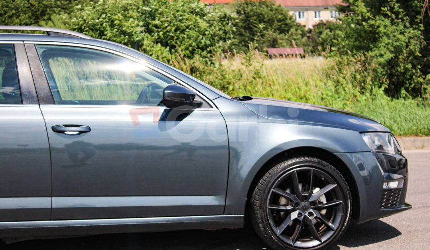 Škoda Octavia Combi 2.0 TDI DSG VRS LOOK