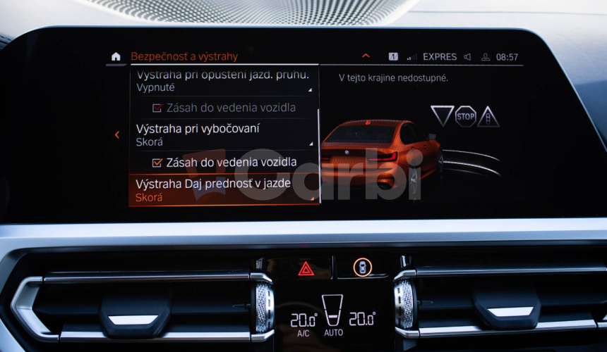 BMW Rad 3 M340i xDrive orig. M doplnky, TOP výbava, Laser svetlá, šíber, Asistenti, DPH