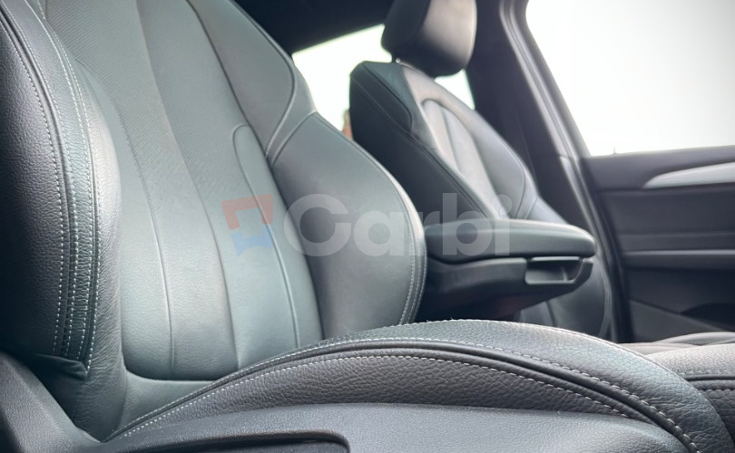 BMW X1 sDrive 20d Sport Line A/T