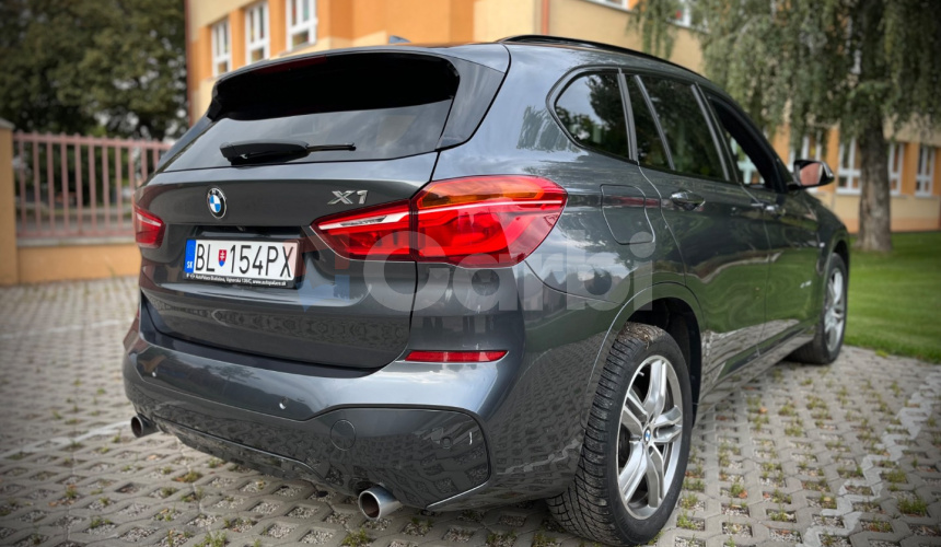 BMW X1 sDrive 20d Sport Line A/T