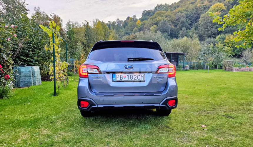Subaru Outback 2.0D-S Exclusive NAVI CVT
