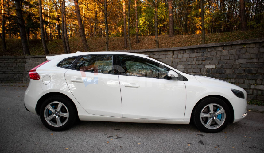 Volvo V40 D3 Momentum