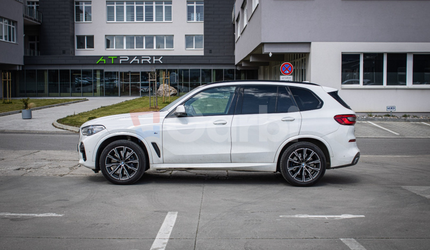 BMW X5 30d xDrive MSport, Laser, Nelakované, HUD, ŤZ, Coffe interiér, Swarowski, 360