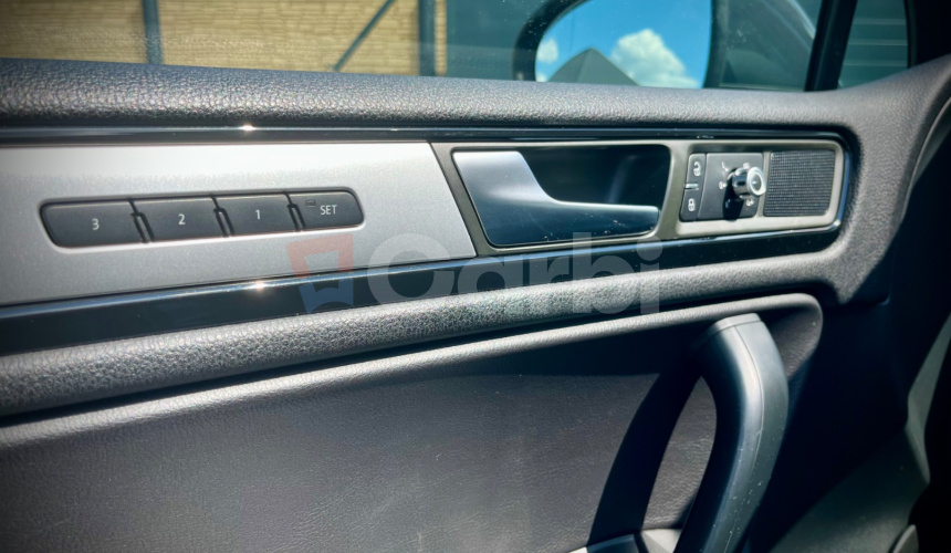 Volkswagen Touareg II 3.0 V6 TDI 240k BlueMotion Technology Premium