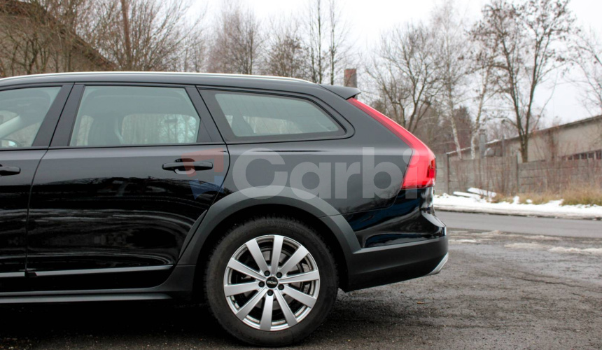 Volvo V90 CC D4 2.0L Cross Country Pro AWD A/T