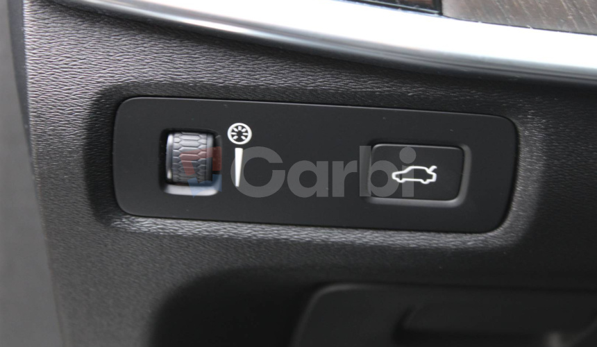 Volvo V90 CC D4 2.0L Cross Country Pro AWD A/T