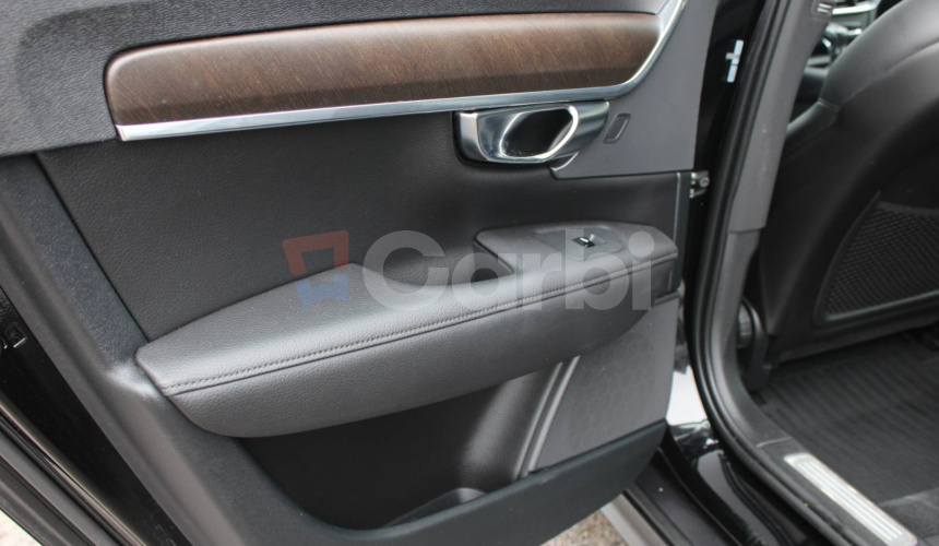 Volvo V90 CC D4 2.0L Cross Country Pro AWD A/T