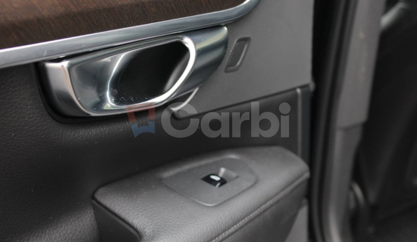 Volvo V90 CC D4 2.0L Cross Country Pro AWD A/T