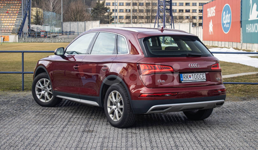 Audi Q5 2.0TFSI 185kW 4x4 A/T, KOŽA, VIRTUAL, VZDUCH, KEYLESS