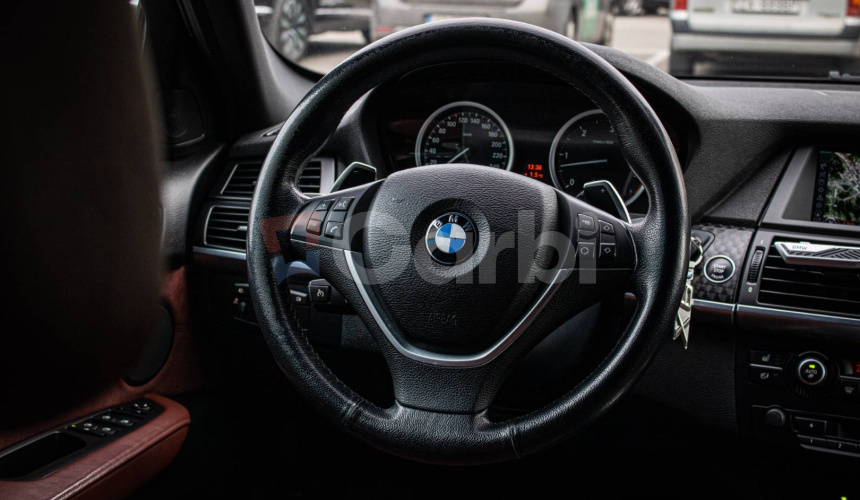 BMW X6 xDrive 30d M Performance, Slovenské, Exkluzívny interiér, panorama view