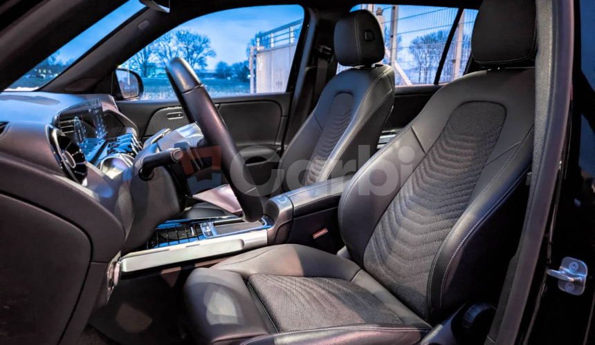 Mercedes-Benz GLB 200d A/T