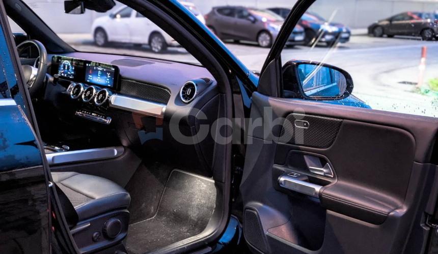 Mercedes-Benz GLB 200d A/T