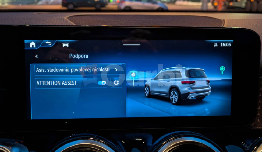 Mercedes-Benz GLB 200d A/T