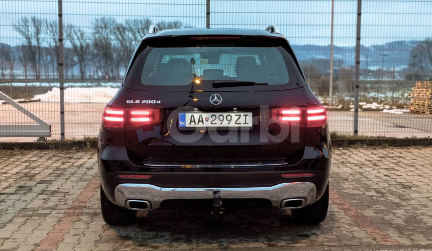 Mercedes-Benz GLB 200d A/T