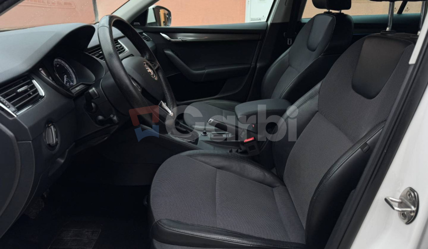 Škoda Octavia Combi 2.0 TDI Style DSG EU6