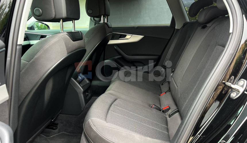 Audi A4 Avant 35 2.0 TDI S tronic